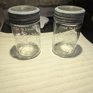 Set Of 2 Crown Glass Mason Jars 500ml